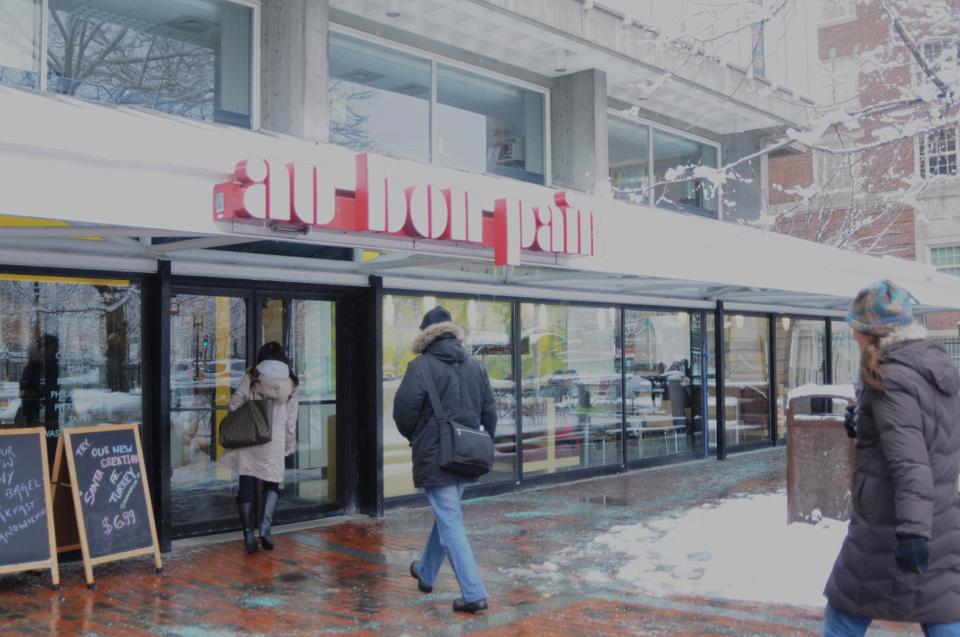 Hungry locals hit up  the refurbished Au Bon Pain and try not to get confused by the  endless array of check out lines.