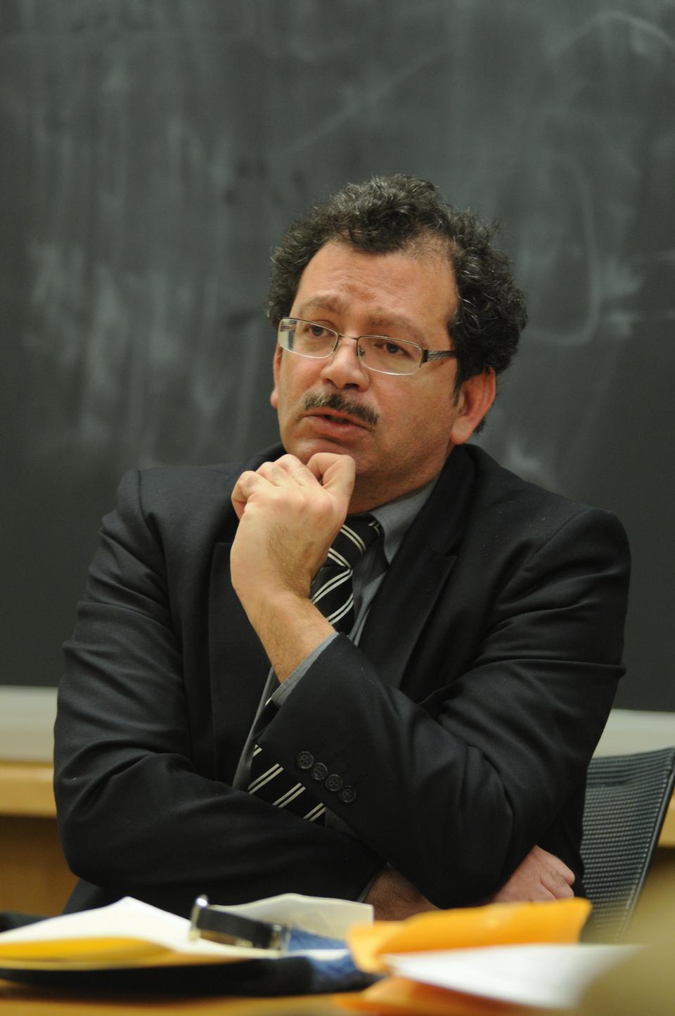 Chibli Mallat answers questions after his talk on nonviolent revolutions and democratic strategy in the Middle East as part of the Weatherhead Center for International Affairs Middle East Seminar Series on Friday.