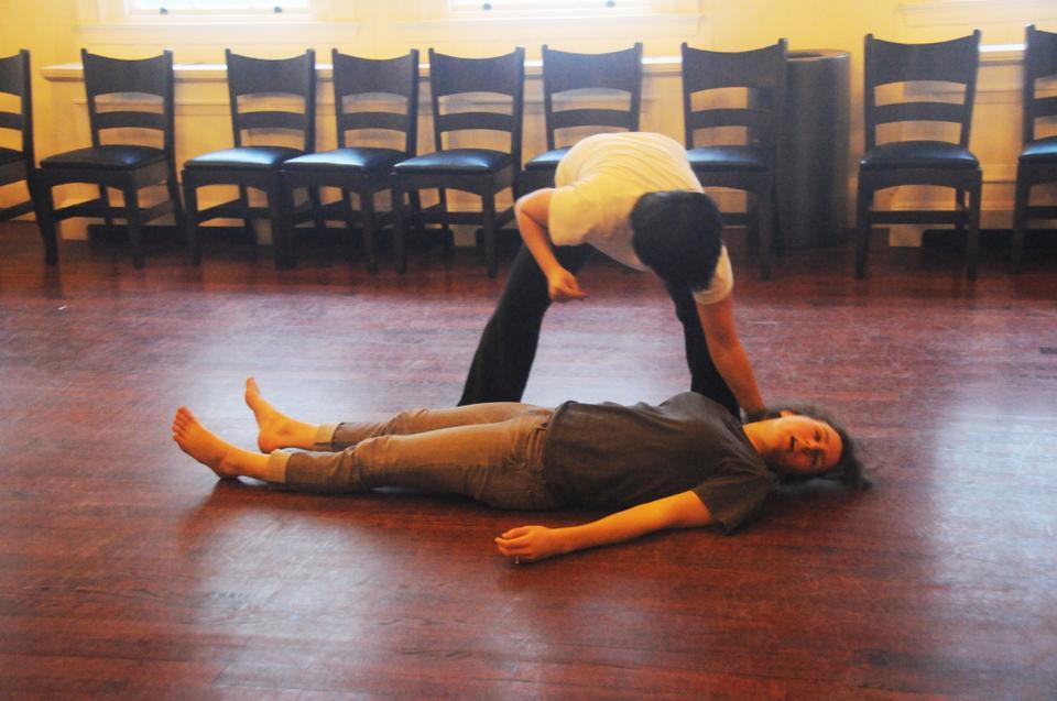 Xanthia A. Tucker ’13 and Rebecca H. Kwan ’14 rehearse a scene from “Skinwalking.” 
