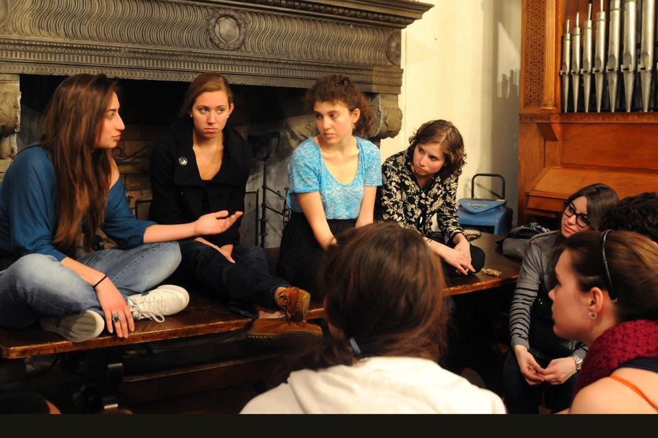 Students discuss the lack of social space for single-sex student organizations on campus in an event sponsored by Delta Gamma, The Seneca, and the Harvard College Women’s Center.