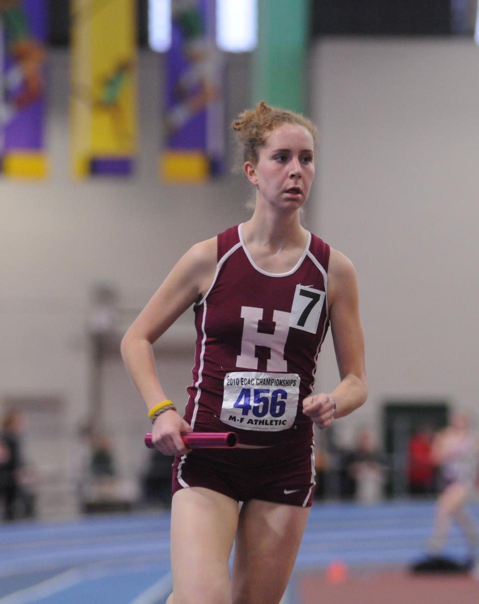 Senior Claire Richardson, shown here in earlier action, placed third in the women’s 5K at the Colonial Relays Friday with a 16.22.15—the second-best time of the veteran’s career and among the top 15 in the nation this year. 