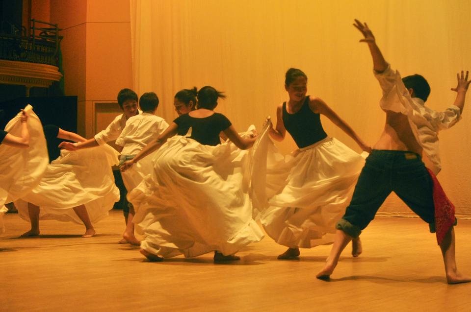 Presencia Latina, Harvard’s ninth annual Latin cultural show, featured dance, song, music, visual art, and poetry performances.  The youth performance, pictured above, is a reflection of the Latin style.