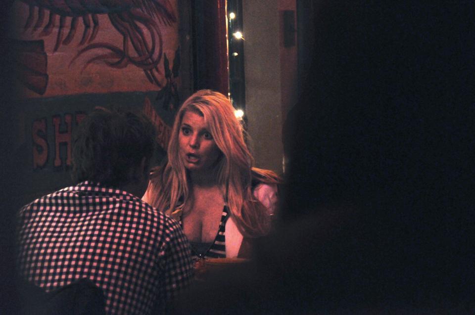 Over spicy salsa and guacamole, Jessica Simpson and a mystery man share good conversation and laughs last night at Border Cafe.  