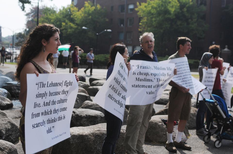 Harvard students protest against the Social Studies Commitee’s decision to honor Martin Peretz during the Committee’s 50th anniversary celebration.
