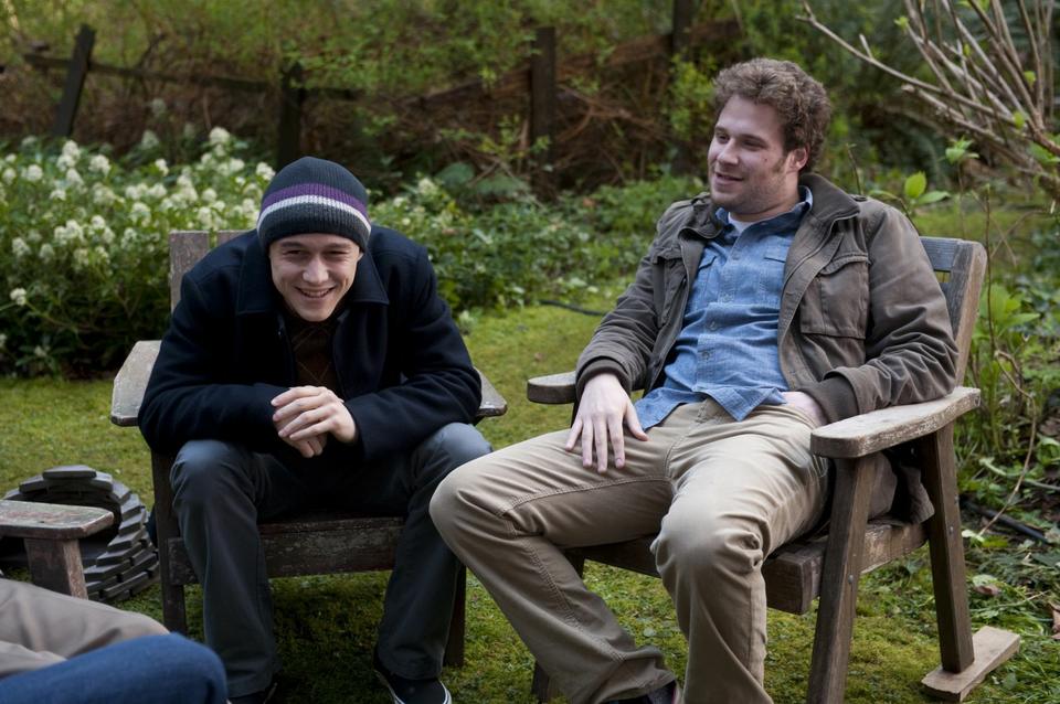 Joseph Gordon-Levitt and Seth Rogen star in “50/50,” a comedy about coping with cancer, written by Will Reiser.