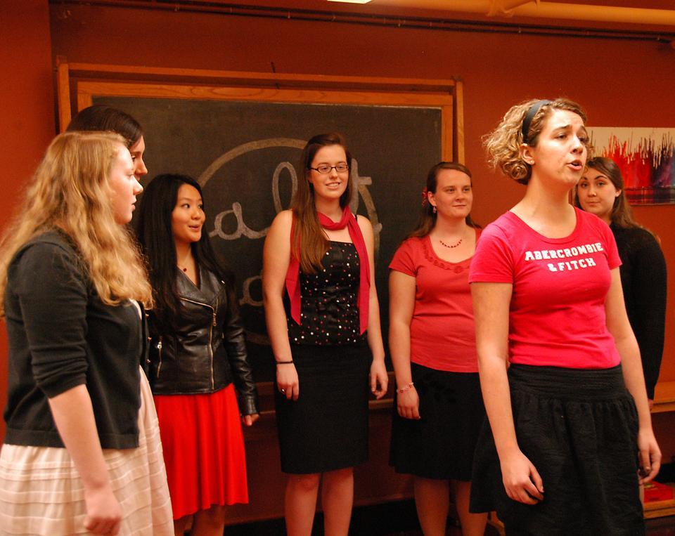 'Cliffe Notes performing at the Breast Cancer Awareness Jam hosted by the Radcliffe Choral society's 'Cliffe Notes at the Cabot Cafe.
