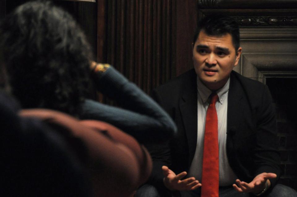 Jose Antonio Vargas, a former Washington Post correspondent who "came out" four months ago as an undocumented immigrant, answers students' questions in Kirkland JCR last Saturday at an event sponsored by Act on a DREAM and Kirkland Conversations. 