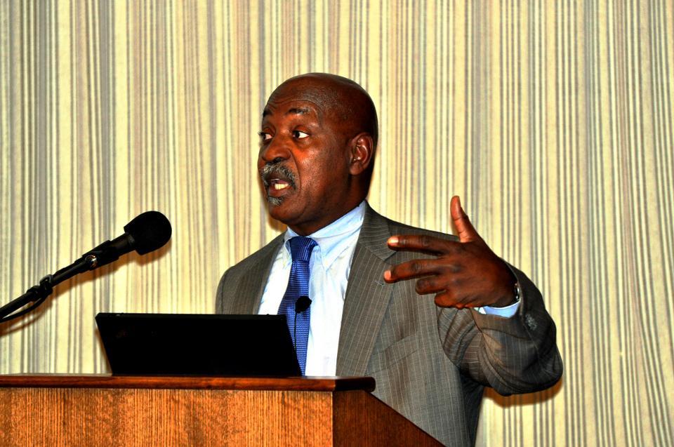 Law Professor Charles J. Ogletree Jr. begins the first of a three day lecture series entitled “Understanding Obama.” Tuesday’s lecture, “From Barry to Barack,” focuses on Obama’s childhood and the identity transformations he experienced. 