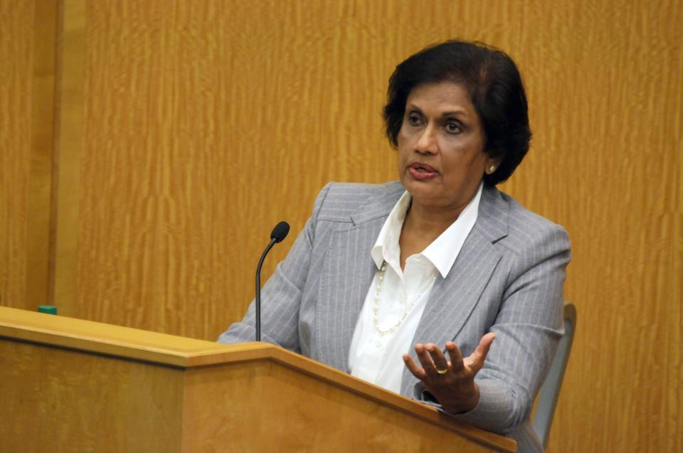 "We have won the war, but we do not speak peace or think peace," said Her Excellency Chandrika Bandaranaike Kumaratunga, former President of Sri Lanka, at a talk in CGIS yesterday about the ethnopolitical conflict in Sri Lanka.