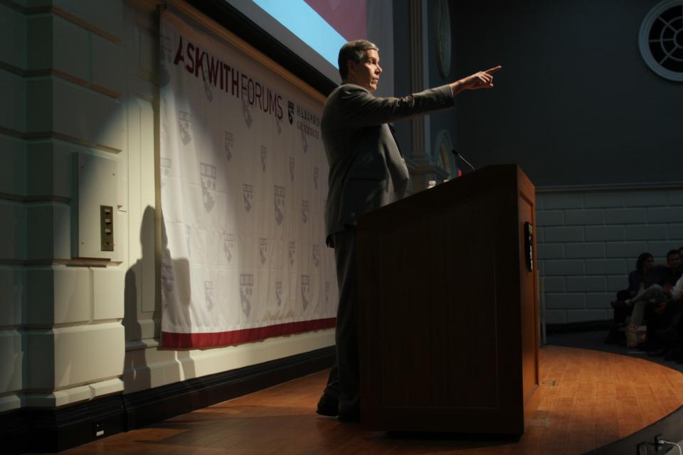 U.S. Secretary of Education Arne Duncan discusses public school reform at the Harvard Graduate School of Education on Monday afternoon.