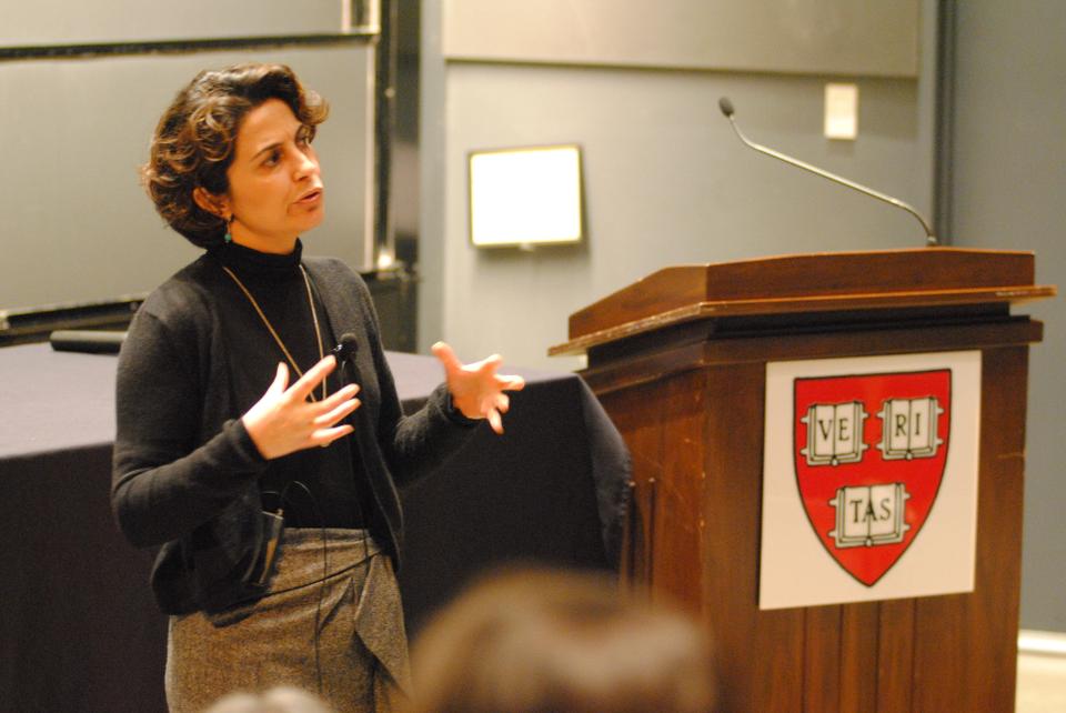 Nazila Fathi, former Tehran correspondent for the New York Times for nearly two
decades before she was forced to flee Iran in 2009, speaks in Science Center A on Thursday night.