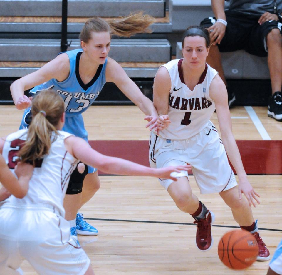 Junior guard Elle Hagedorn drives to the basket during the Harvard women’s basketball team’s 88-64 win over Columbia on Friday night. Hagedorn recorded her first double-double, recording 11 points and 13 boards. 