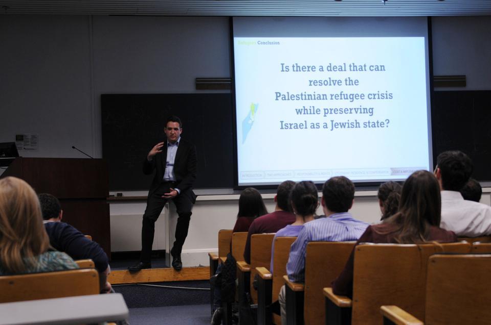 Zvika Krieger, Senior Vice President of The S. Daniel Center for Middle East peace, speaks about the the  challenges of achieving peace between Israel and Palestine and the specific issues of borders and refugees.