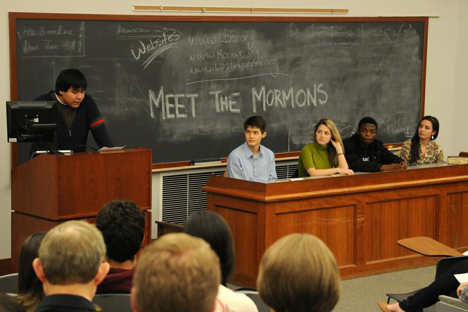 At the annual “Meet the Mormons” panel organized by the Harvard Latter-day Saint Student Association, Brad talk speaks about his experience of the faith alongside student panelists (from left) Philip M. Ngo ‘14, Crystal D. Trejo ‘13, Hope T. Ndhlovu ‘15, and Alexis Ixtlahuac ‘12. 