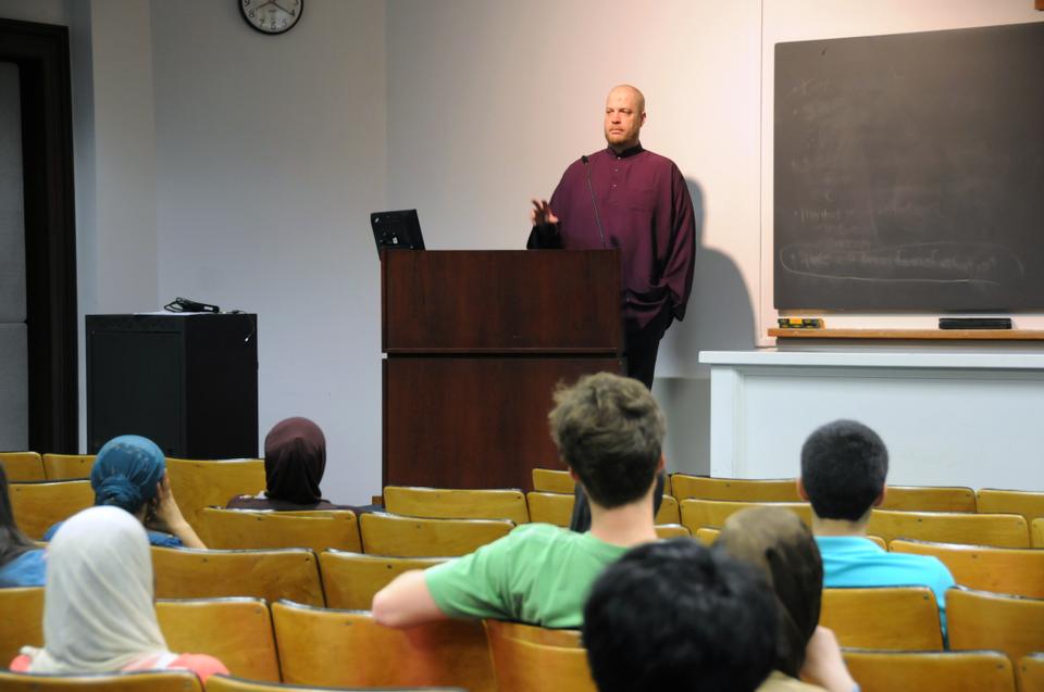 Suhaib Webb, a contemporary American-Muslim educator, activist, lecturer, and convert, speaks on the changing face of Islamic leadership in America. Today, he is the current Imam of the Islamic Society of Boston Cultural Center, the largest mosque in the New England area.
 