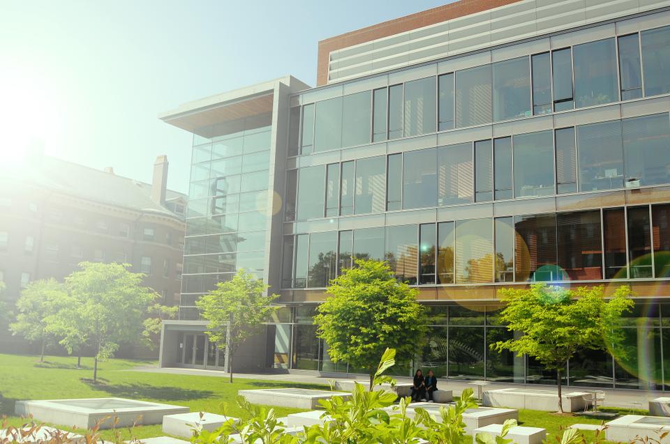 Harvard eyes its four-year-old goal as it aims to reduce its carbon footprint. 