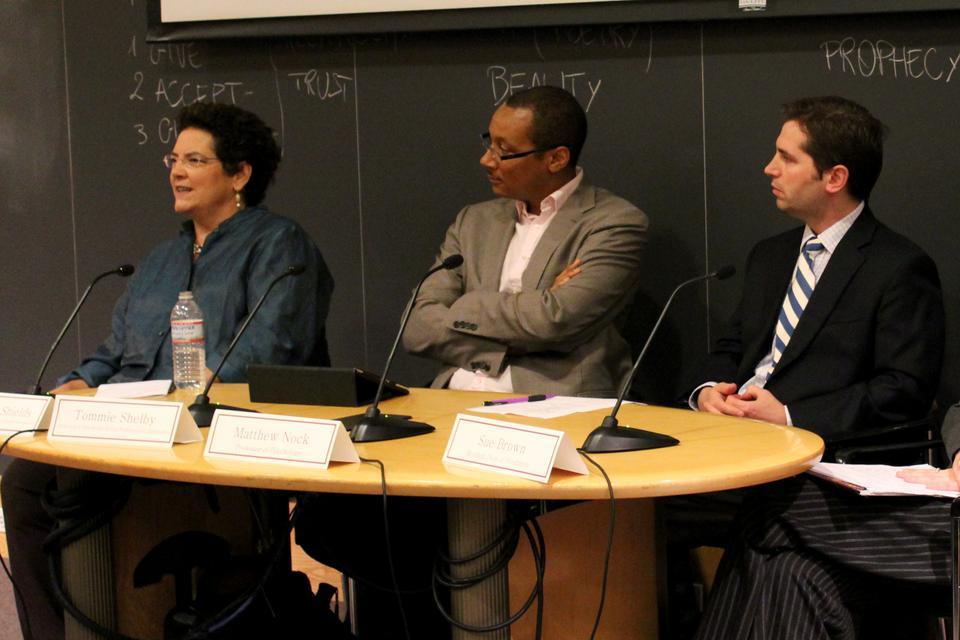 Alexandra Shields (Harvard Medical School), Tommie Shelby (African and African American Studies and Philosophy), and Matthew Nock (Psychology) reminisce on embarrassing, yet lonely, moments as first generation college students when they were freshmen. The FDO and faculty members created this panel to discuss new methods of helping first generation freshmen settle into college. 
