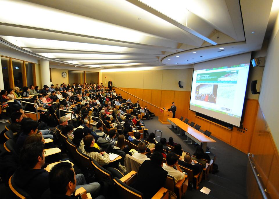 Students, professors, and visitors listen intently to Dr. Lobsang Sangay, the prime minister of the Tibetan exile government, speak about the hope he has for peacefully resolving the issues between Tibet and China.