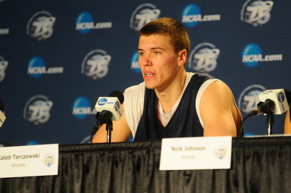 Seven-foot center Kaleb Tarczewski should pose a challenge for the Harvard frontcourt on Saturday.