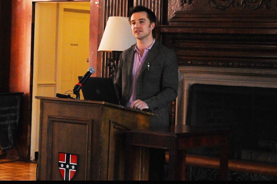 Hugo Van Vuuren ‘07, introduces the Experiment Fund, a seed-stage investment fund started in 2012 by Harvard alumni, on Wednesday afternoon. Entrepreneurs who recieved money from the Eperiment Fund spoke about their progress.