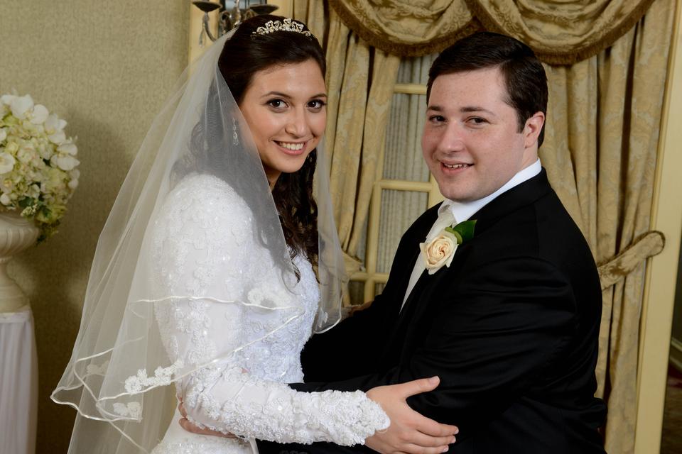 Marriage: Elizabeth P. Bronshteyn ’13 and Berel Bronshteyn
