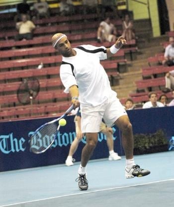 Former world No. 4 and Harvard tennis star James Blake, who turned pro after his sophomore year in 1999, won his first round match against Thiemo de Bakker at Wimbledon Tuesday. The win advanced Blake to the second round at Wimbledon for the first time since he was ousted in the second round in 2008.