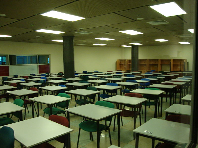 Harvard students said that they would probably score higher on the new version of the SAT.