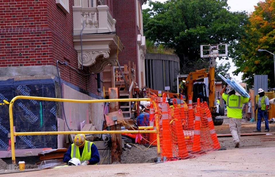 Construction at the Fogg underway.