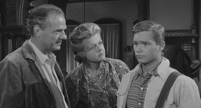 Angela Lansbury distressed in "All Fall Down" 