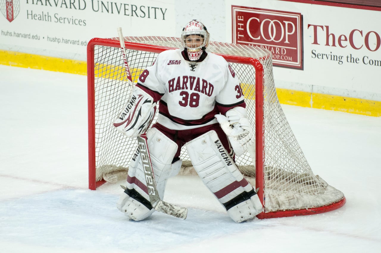 Junior goaltender Emerance Maschmeyer stopped all 19 Big Green shots on goal in the second and third periods and finished Tuesday night with 27 saves.