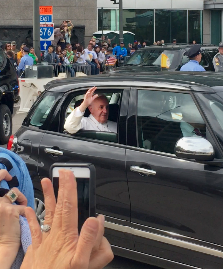During Pope Francis’s visit to the United States, a group of more than 50 undergraduates went to Philadelphia this past weekend to see the leader of the Catholic Church.