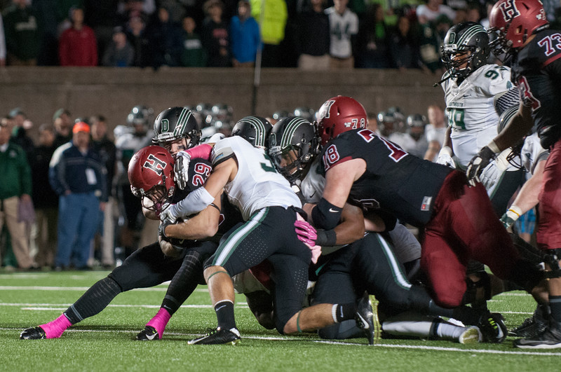 Harvard struggled on offense throughout the game against Dartmouth, but succeeded in scoring when it counted, scoring all its points in the fourth quarter. 