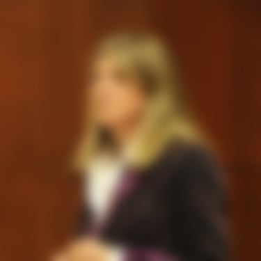 Cover image for Element 2: Leslie Kirwanium