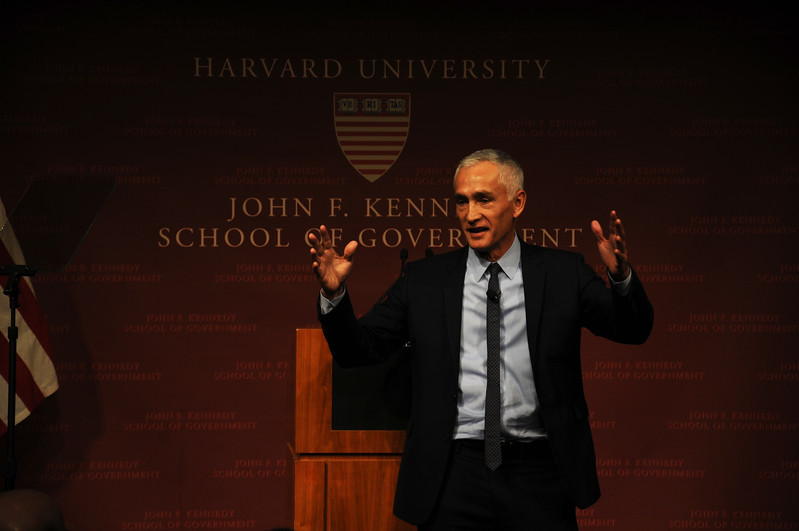  Jorge G. Ramos answers an audience member’s question on Thursday evening at the John F. Kennedy School of Government, Ramos was the recipient of the 2017 Goldsmith Career Award for Excellence in Journalism.
