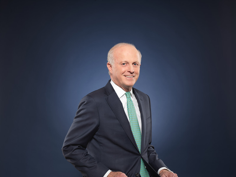 Paul J. Finnegan '75