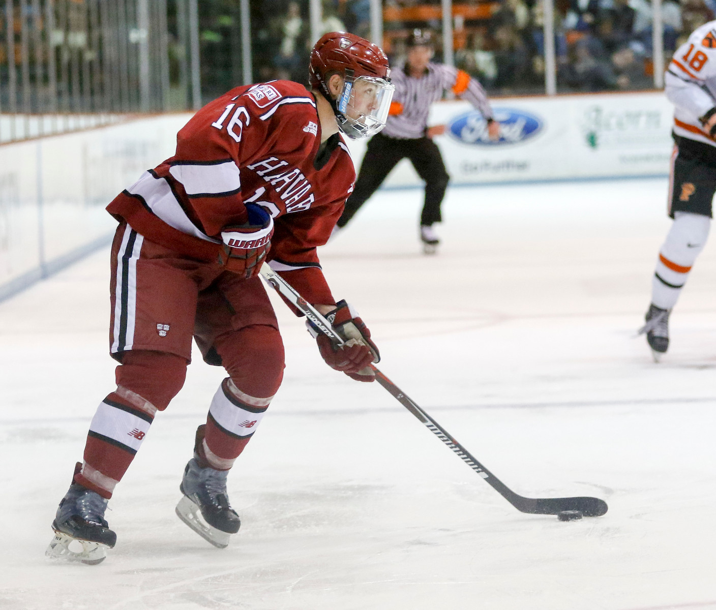 Junior forward Ryan Donato recorded his first four-point game of the season on Saturday at Vermont. With a goal on Friday night as well, Donato extended his season-long point streak to 12 games this weekend.