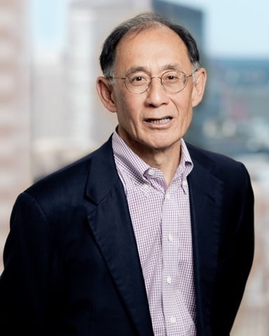 William F. Lee ’72 is the first Asian American to spearhead one of the nation’s foremost law firms and to be selected to the Harvard Corporation.
