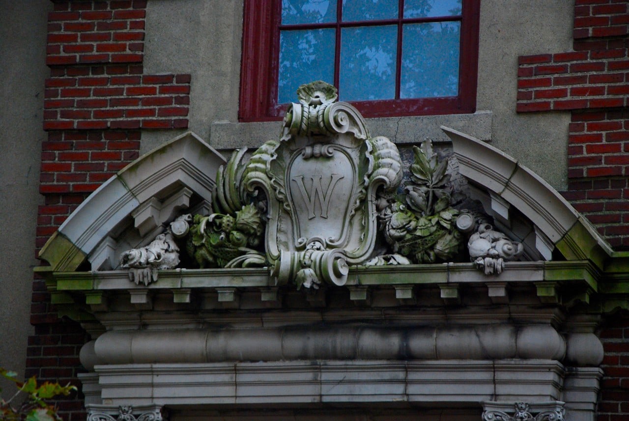 When Harvard and Radcliffe College merged in 1974, the men's crew program was resistant toward a similar union with the women's side.