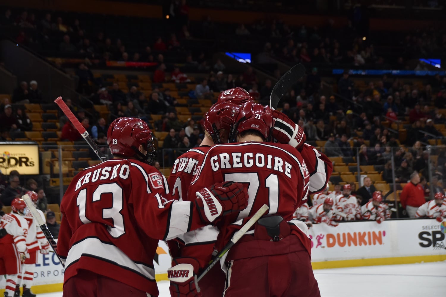 Junior forward Frédéric Grégoire propelled his team to victory, finding twine twice in the 5-2 consolation win.