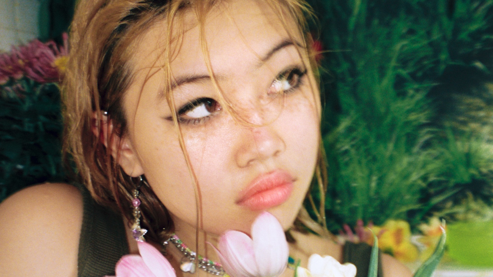 Promotional art for Beabadoobee's "Fake it Flowers"