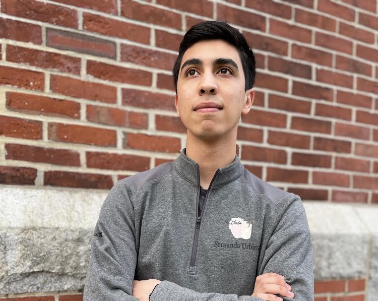 Fernando Urbina '22 is the founder of MixChata, a company that hopes to make horchatas, a traditional Mexican beverage, widely available.