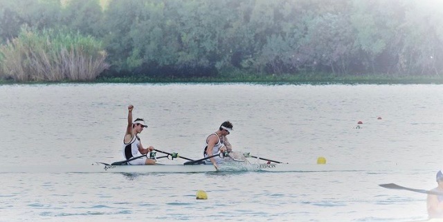 The Plunket twins win a race in South Africa.