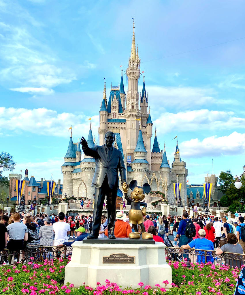 Walt Disney Statue