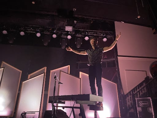 The Tallest Man on Earth stands tall and proud over the crowd.