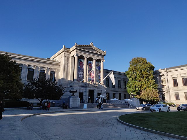 The main entrance of the Museum of Fine Arts, Boston.