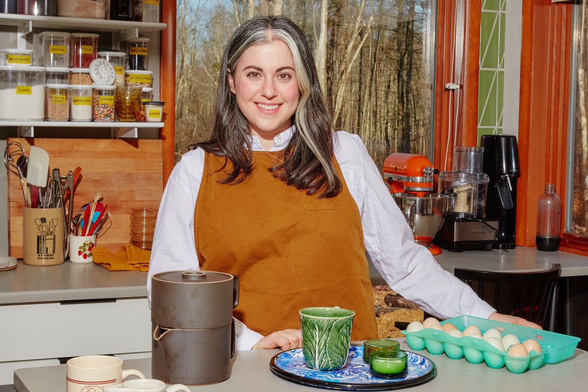 Claire Saffitz '09 is a renowned pastry chef, author, and YouTube personality.