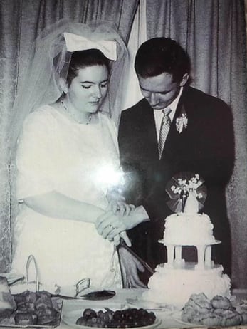 Quinlan and her husband at their 1968 wedding.
