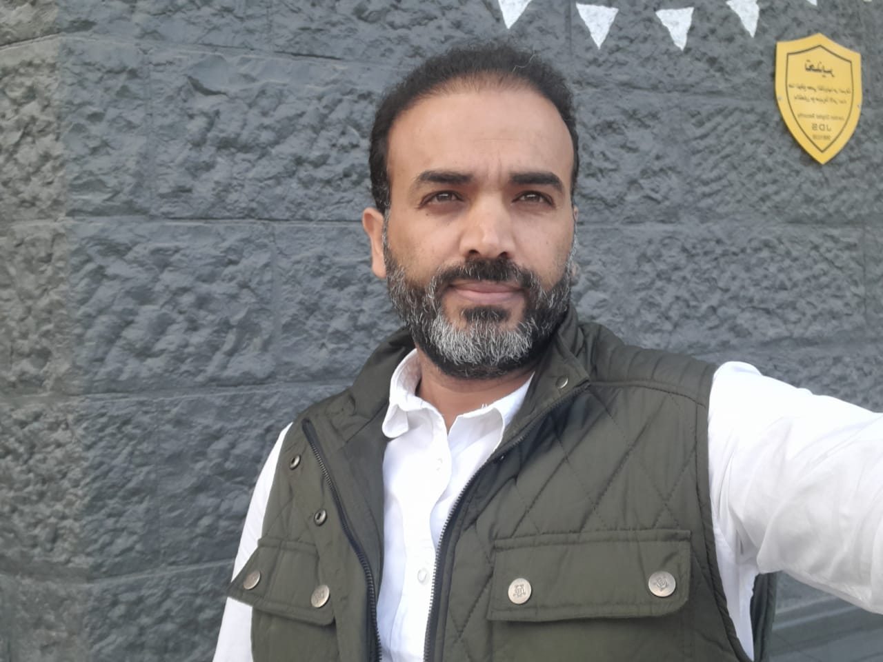 Tayseer Abu Odeh sat down with The Harvard Crimson to discuss literature and poetry in exile.
