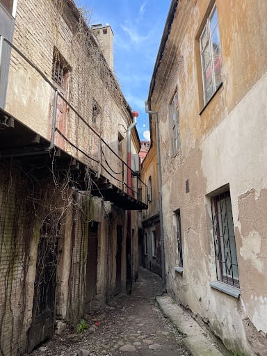 Searching for lost memories in Vilnius